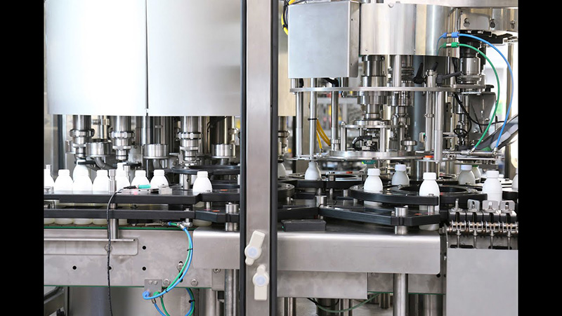 Makinë mbushëse monoblloku